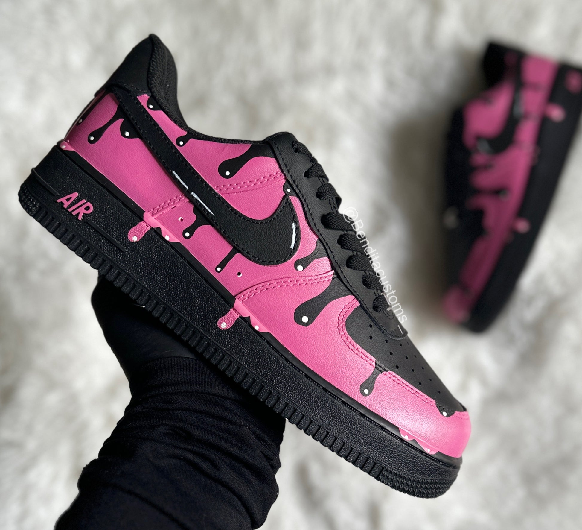 Custom Pink Drip AF1 –