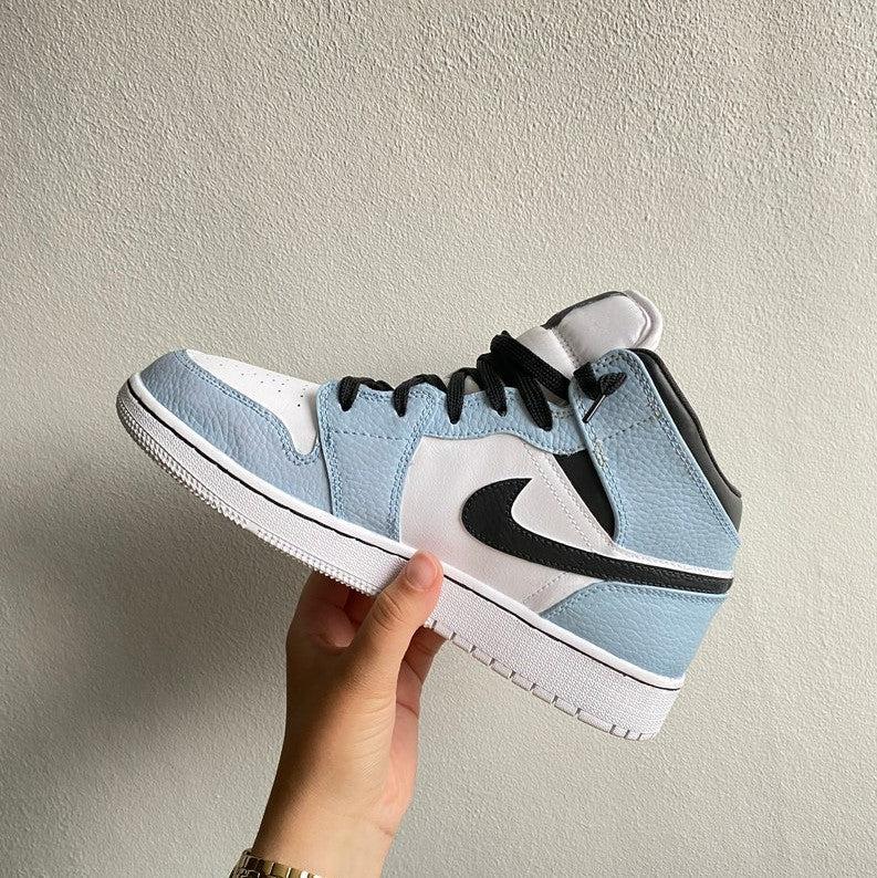 Jordan 1 azul & negro custom